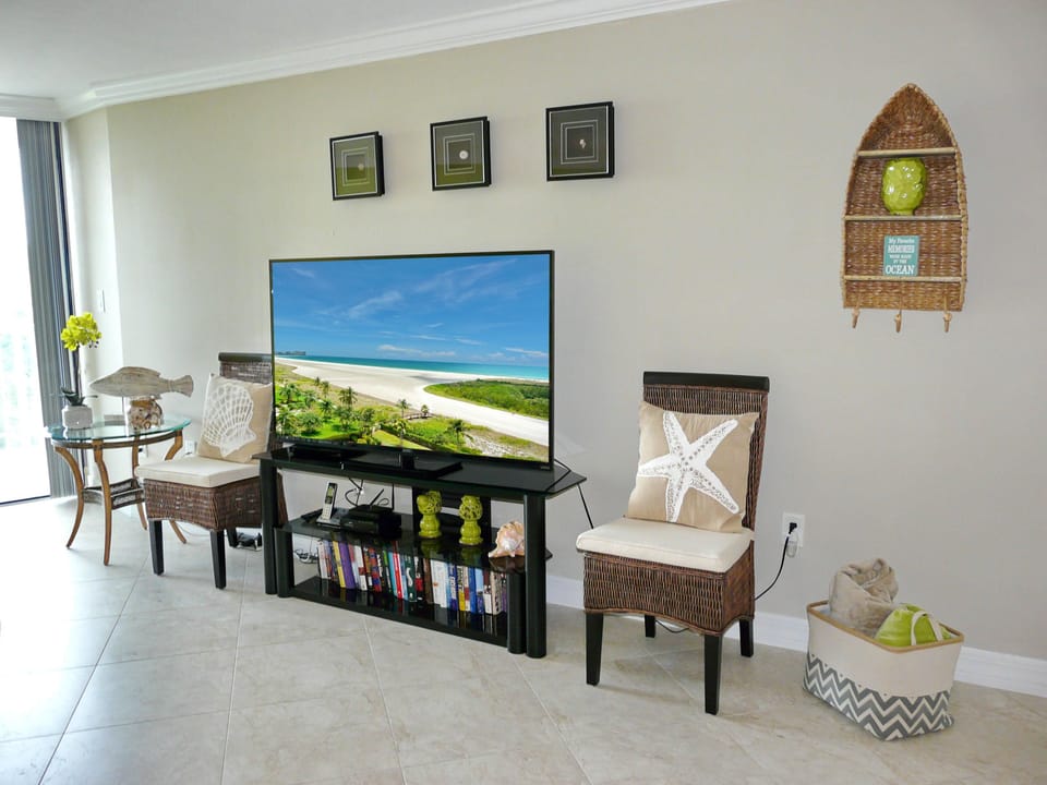 Condo, Multiple Beds (Beachfront condo in resort-style comm) | 2 bedrooms, iron/ironing board, bed sheets