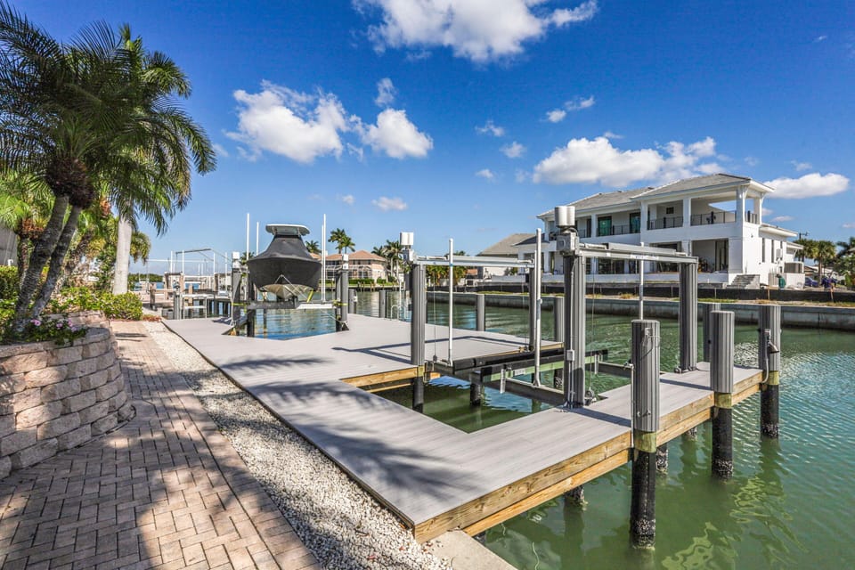 House, Multiple Beds (Waterfront home with pool, spa and bo) | Miscellaneous