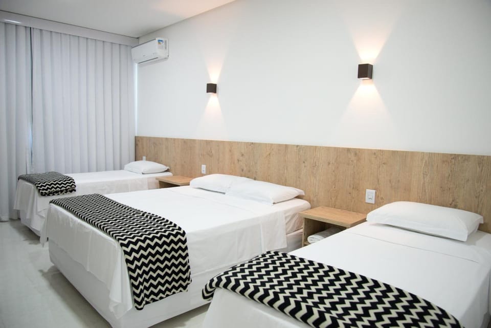 Minibar, free WiFi, bed sheets