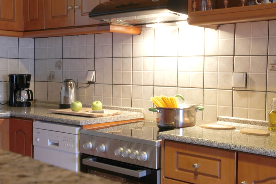 Villa, 3 Bedrooms, Pool Access | Private kitchen | Fridge, microwave, oven, stovetop