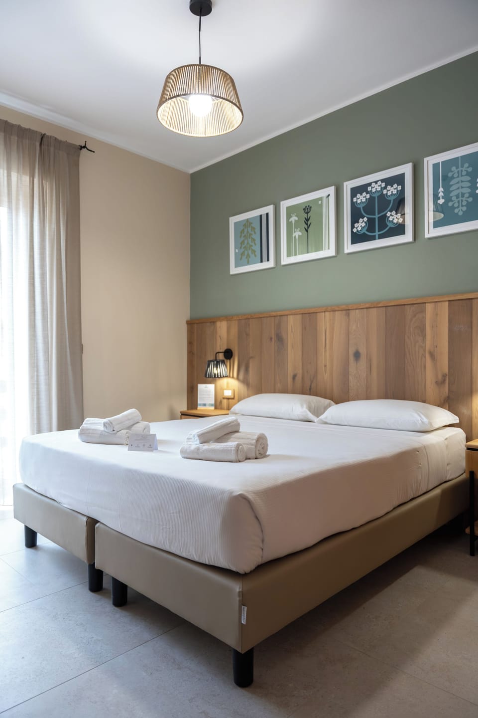 Double or Twin Room, Terrace | 1 bedroom, in-room safe, desk, laptop workspace