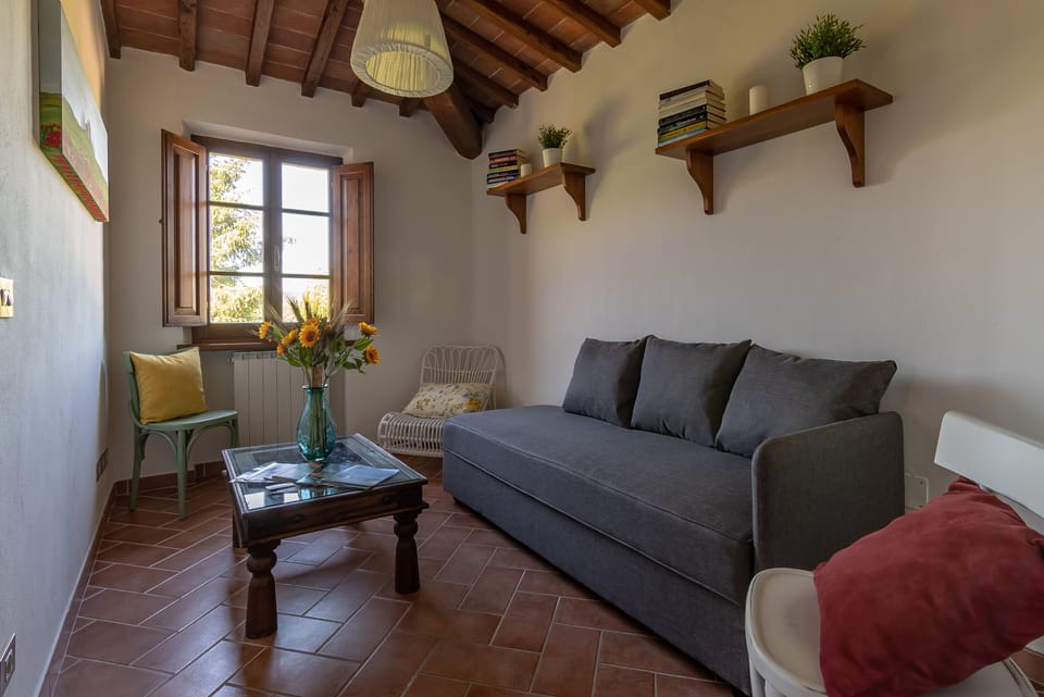 Room, 2 Bedrooms (Piazzetta) | Individually decorated, individually furnished, desk, laptop workspace