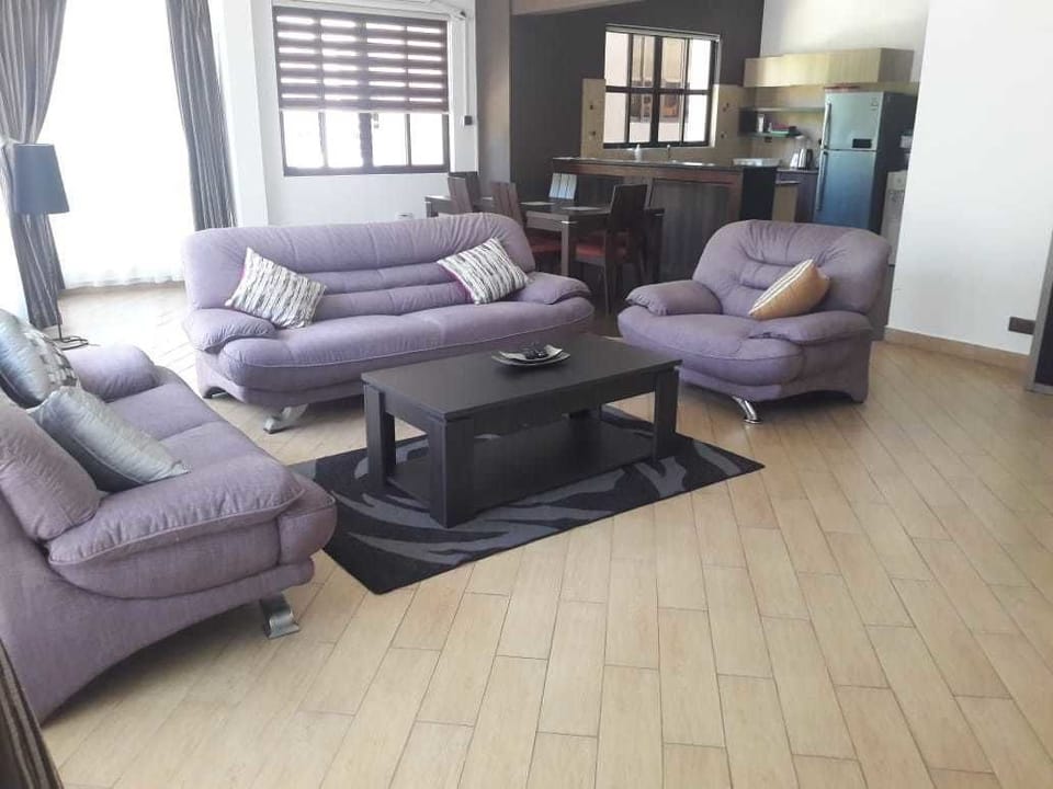 Apartment, 3 Bedrooms | Living room