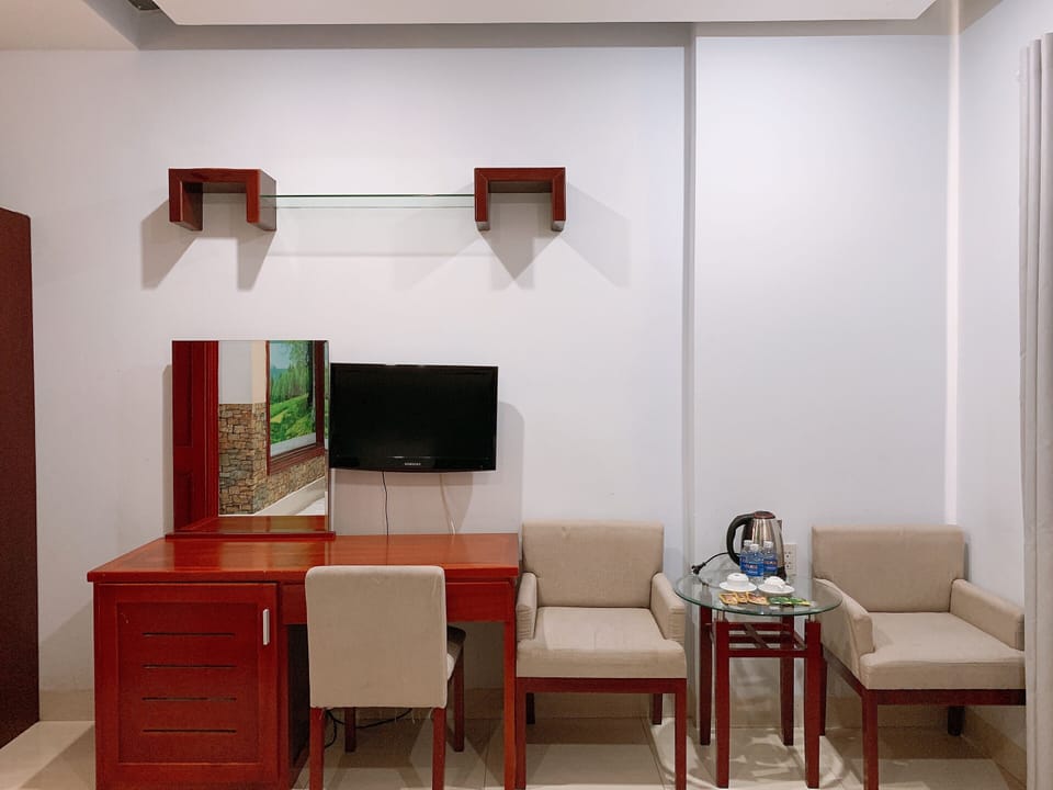 Standard Double Room | Minibar, desk, laptop workspace, soundproofing
