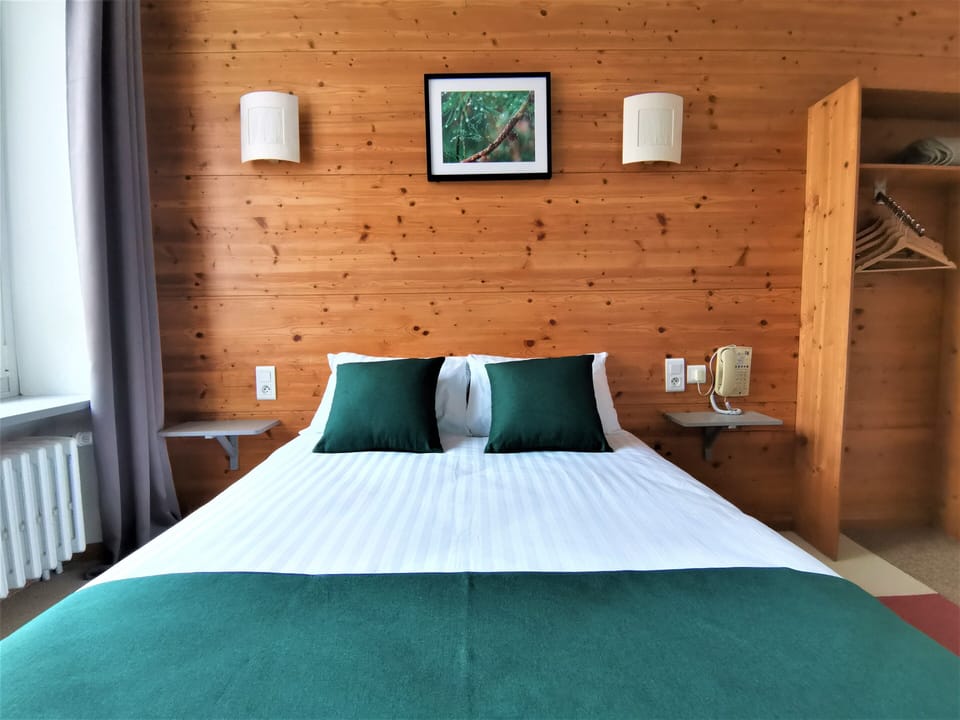 Classic Double Room, 1 Double Bed | Premium bedding, individually decorated, individually furnished, desk