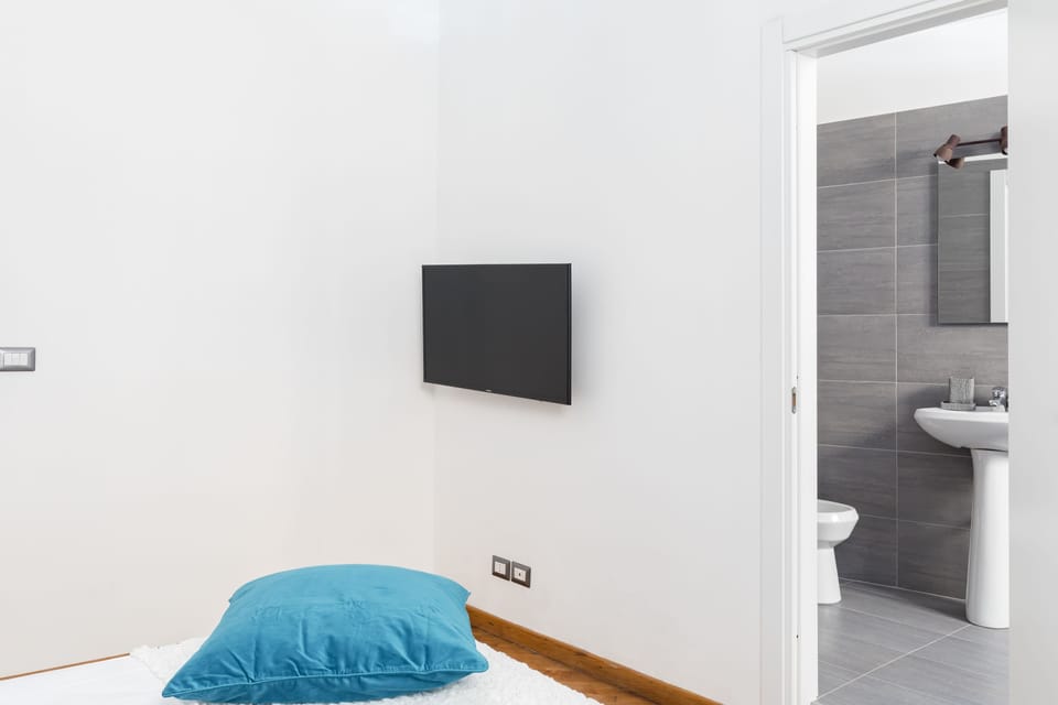 Apartment, 3 Bedrooms | Room amenity