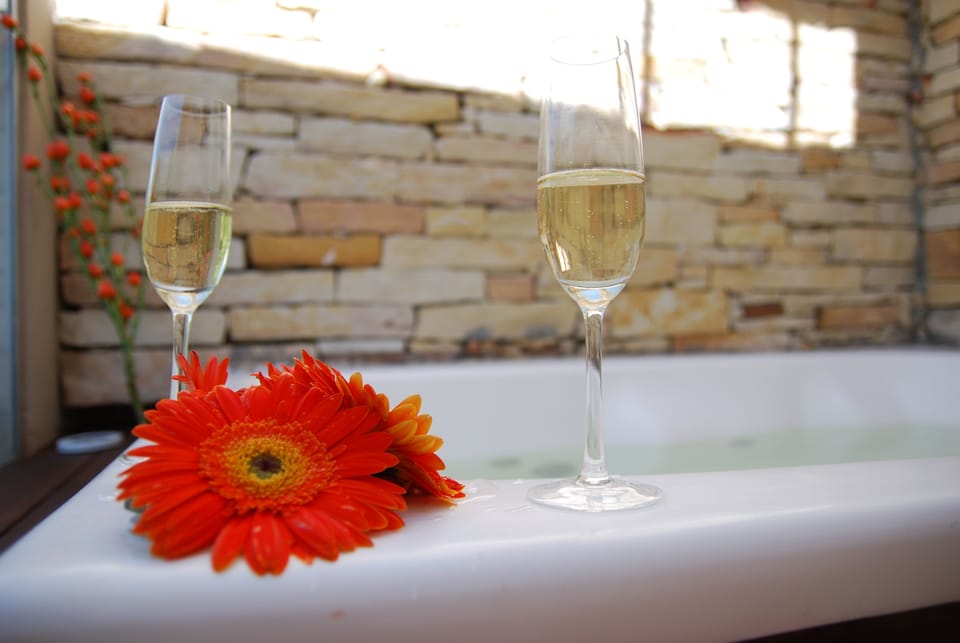 Junior Suite | Jetted tub