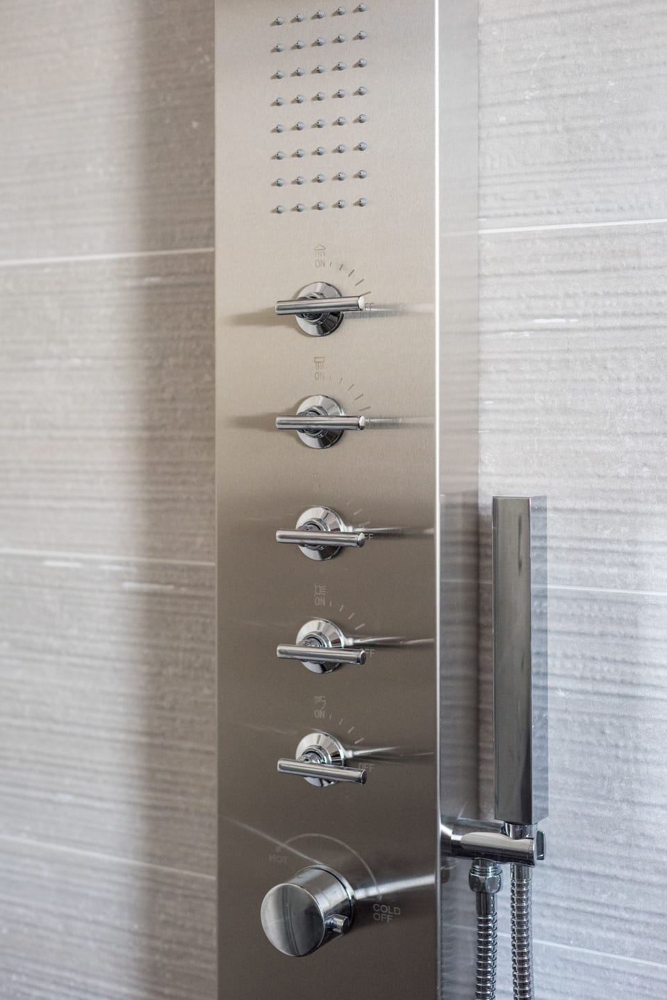 Superior Double or Twin Room | Bathroom shower
