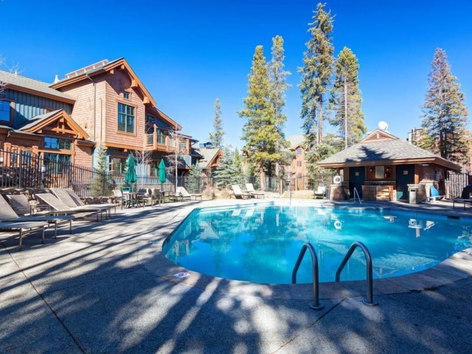 Condo (Breck_Mtn_Thunder_3) | Exterior