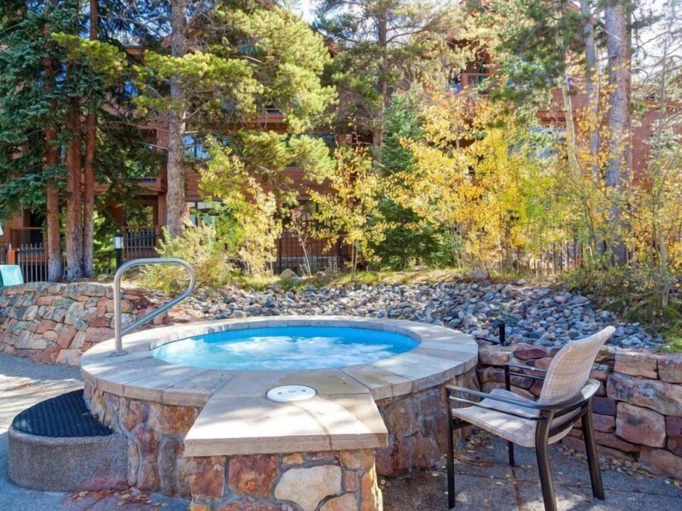 Condo (Breck_Mtn_Thunder_1) | Exterior