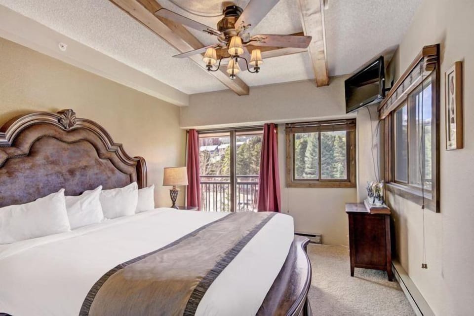 Condo (Breck_Village_2) | 2 bedrooms, free WiFi, alarm clocks