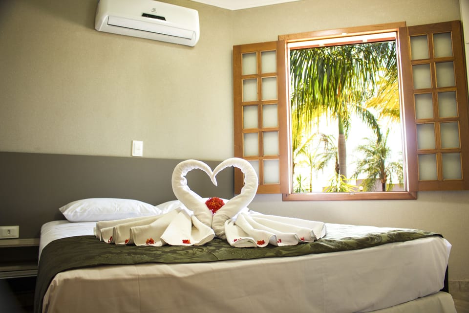 1 bedroom, minibar, individually decorated, individually furnished