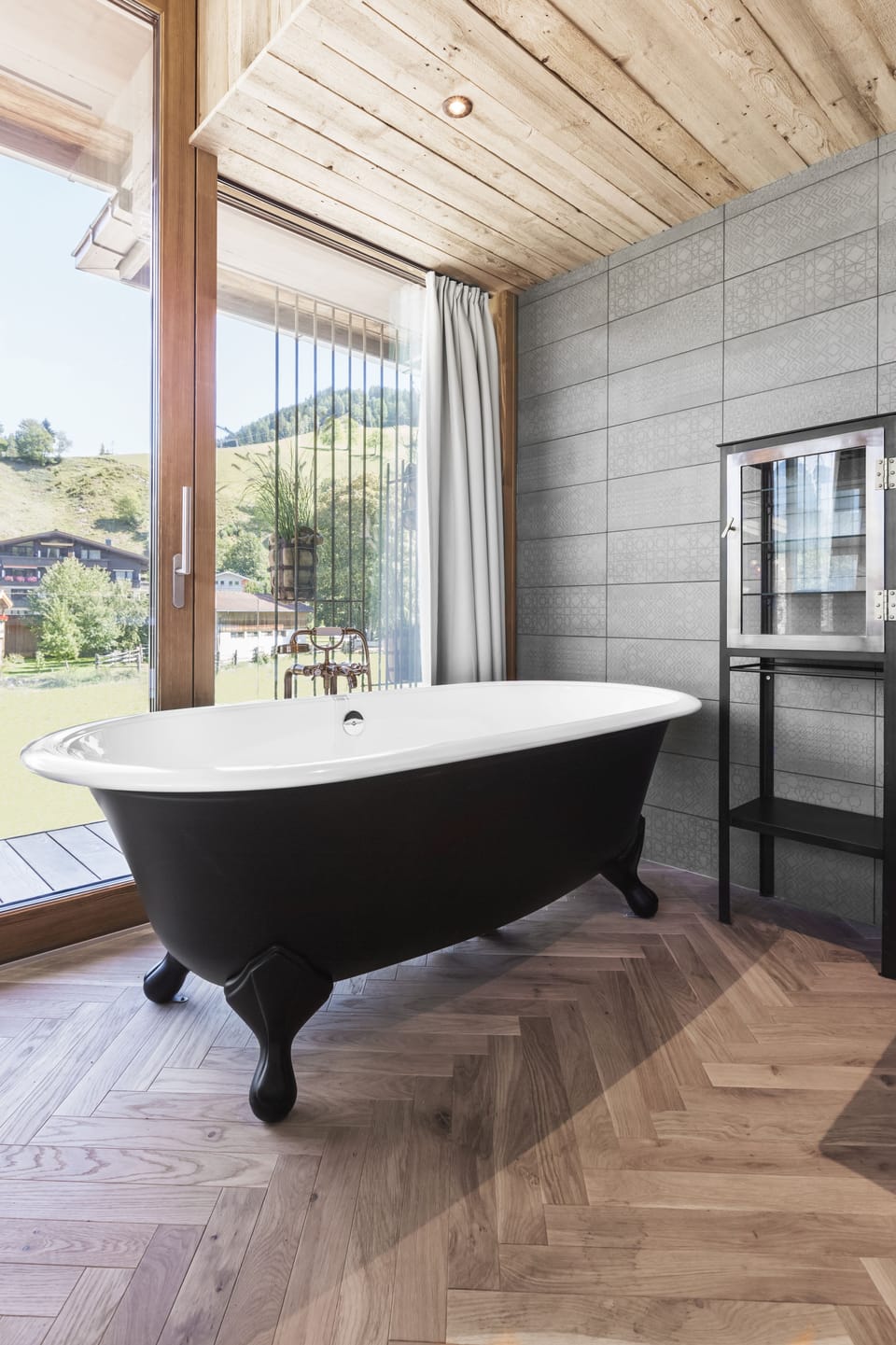Deluxe Double Room, Terrace, Mountain View | Bathroom | Shower, free toiletries, hair dryer, towels