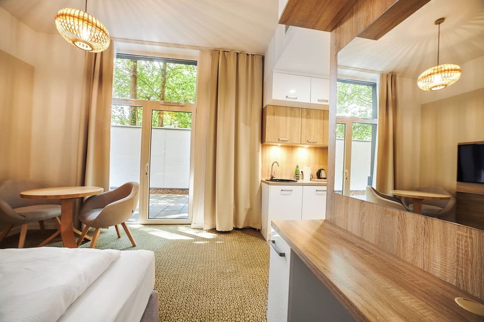 Economy Double or Twin Room | In-room safe, desk, iron/ironing board, free WiFi