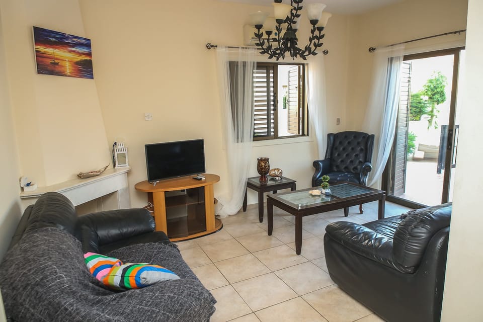 Villa, 3 Bedrooms | Living area | Flat-screen TV