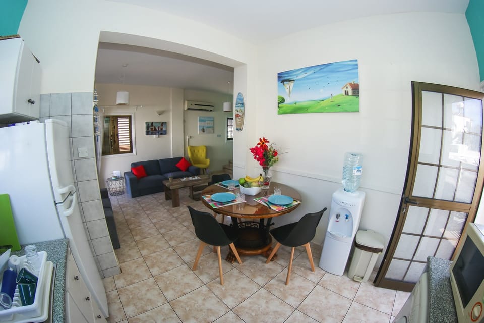 Villa, 3 Bedrooms | Private kitchen | Full-size fridge, microwave, oven, stovetop