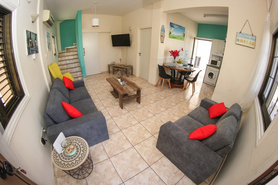Villa, 3 Bedrooms | Living area | Flat-screen TV
