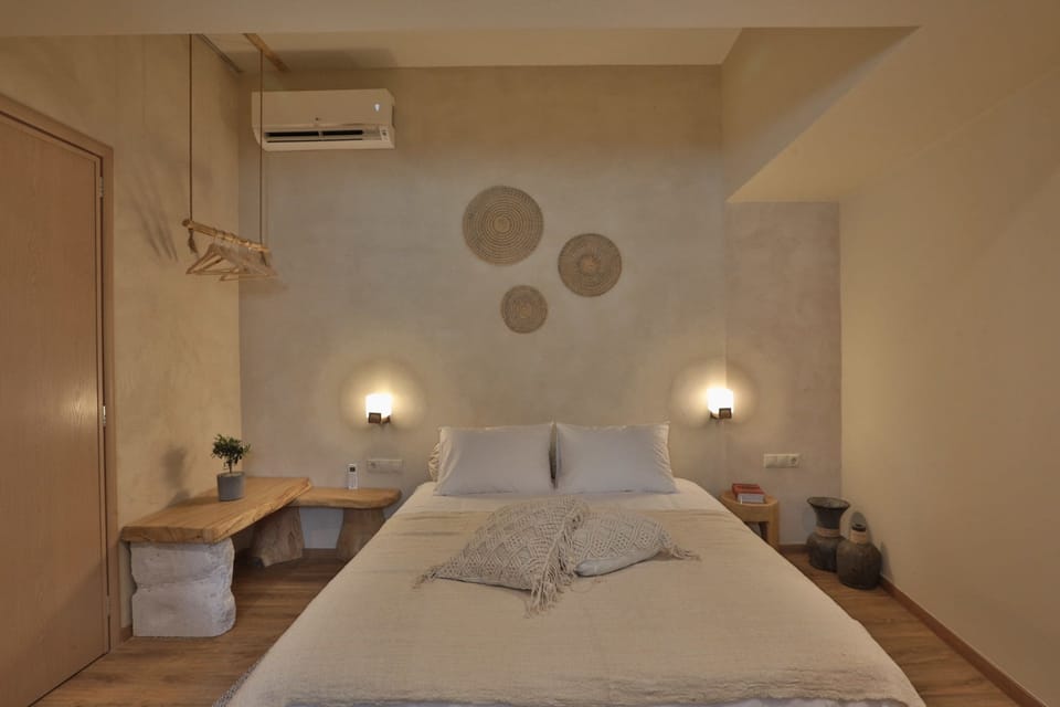 Double Room, Terrace (Luna) | Desk, soundproofing, cribs (free), WiFi (free)