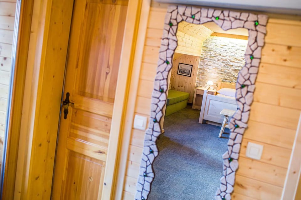 Superior Double Room | Minibar, in-room safe, desk, cribs (free)