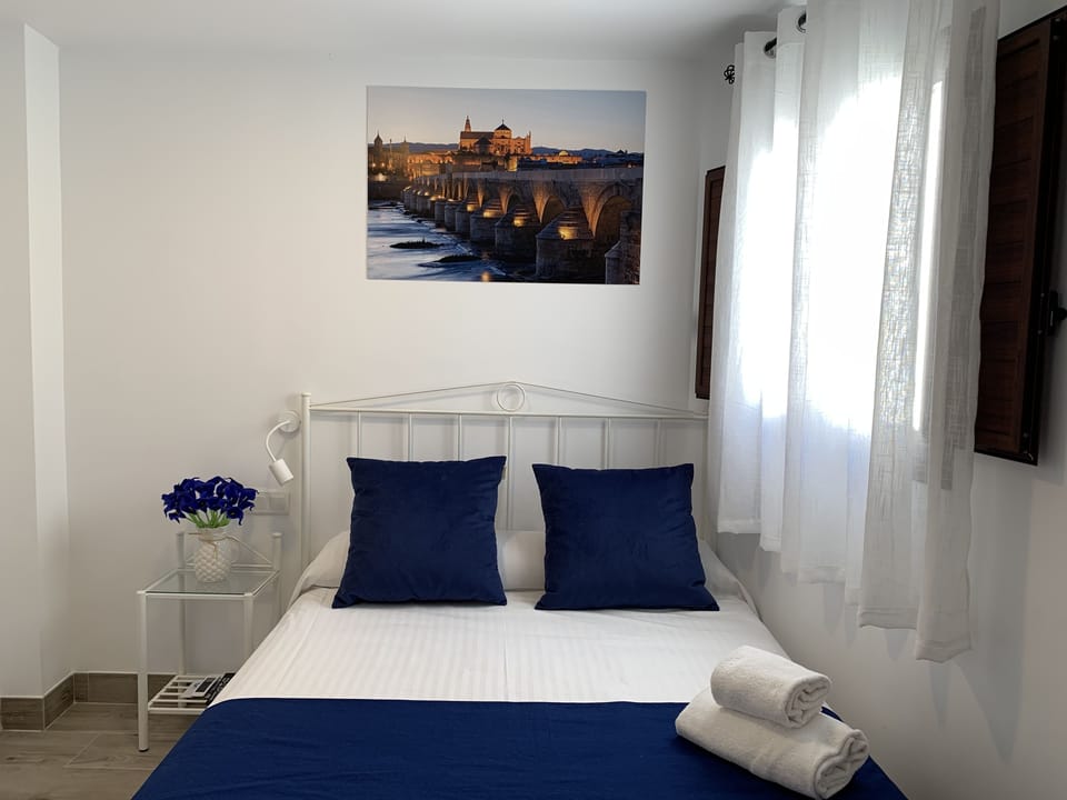 Family Room (2pax) | Free WiFi, bed sheets