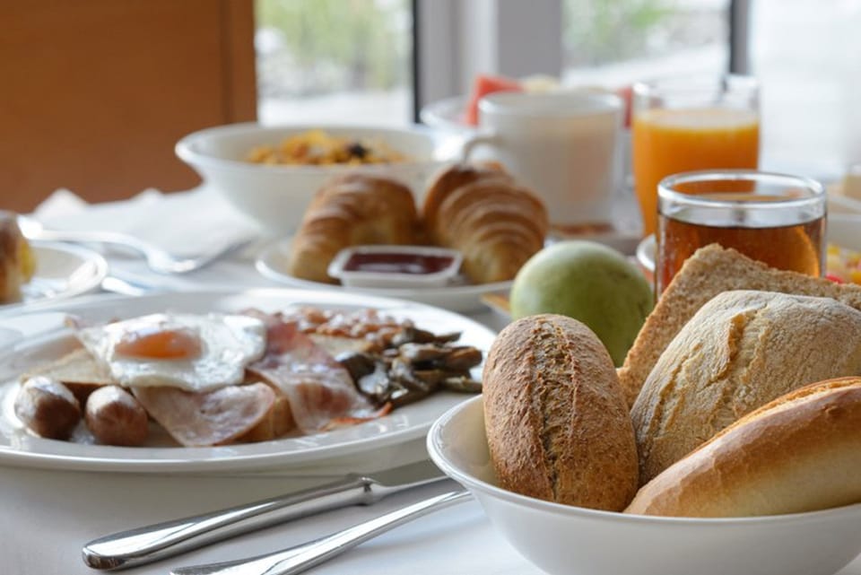 Breakfast meal