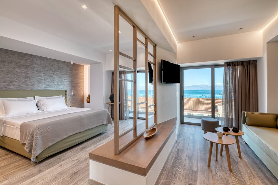 Suite, Sea View | Premium bedding, in-room safe, blackout drapes, soundproofing