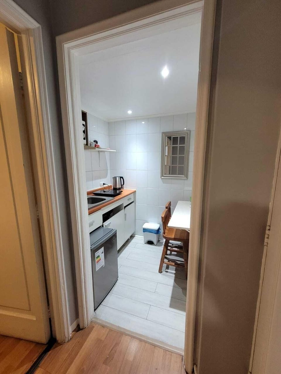 Beautiful room in great location | Private kitchen | Microwave, stovetop, toaster, spices