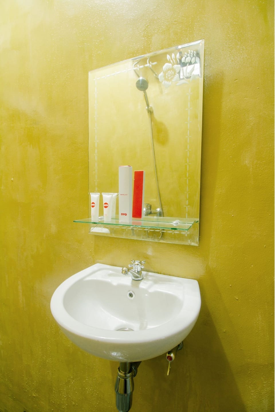 Standard Single Room | Bathroom sink
