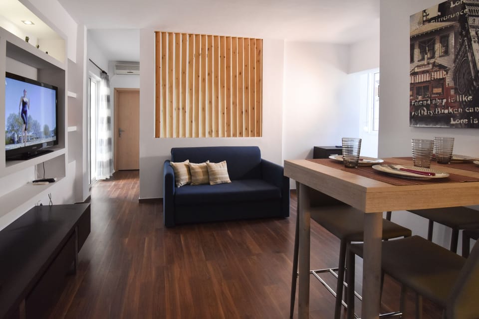 Classic Apartment, 1 Bedroom, Ground Floor | Blackout drapes, free WiFi