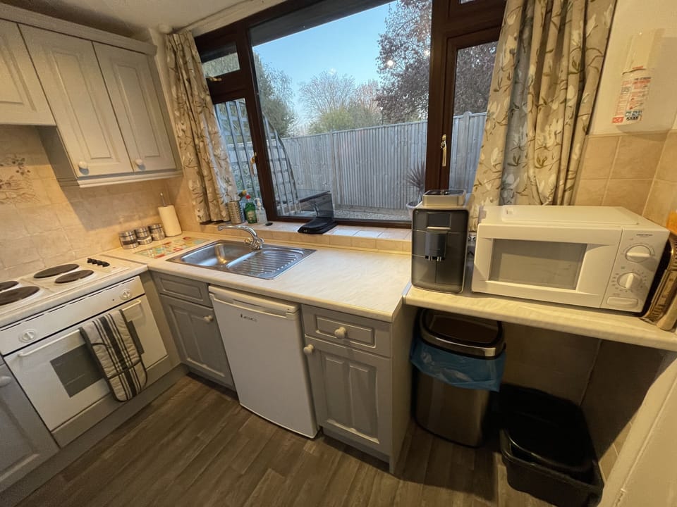 Cottage, Ensuite (Breaks) | Shared kitchen | Highchair