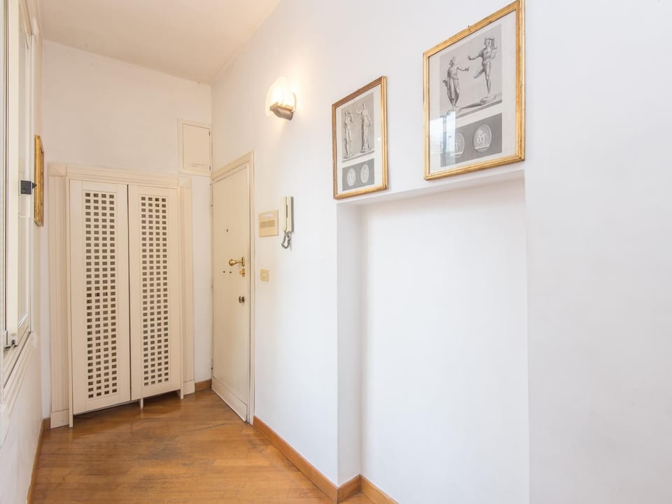 Apartment, 2 Bedrooms | 2 bedrooms, iron/ironing board