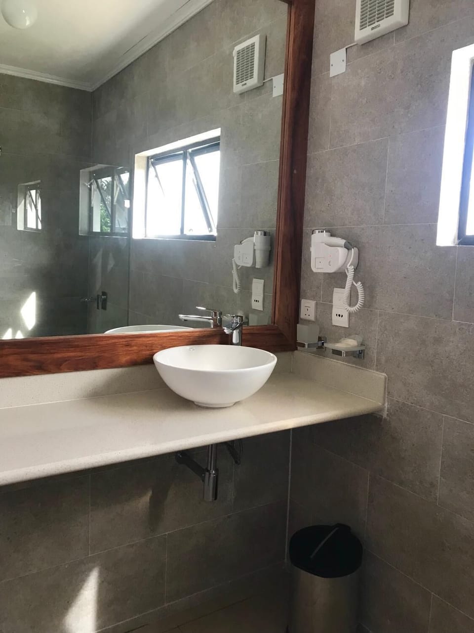 Free toiletries, towels
