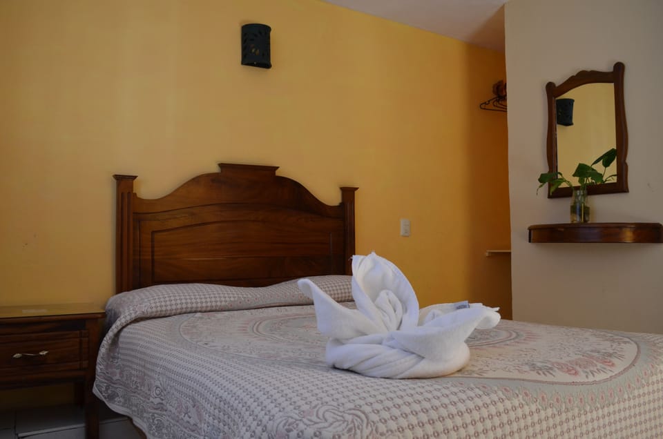 Double Room, 1 Double Bed | Free WiFi, bed sheets