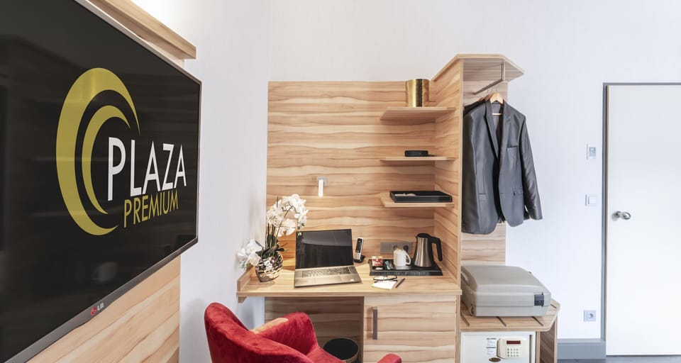 PLAZA Premium Columbus Bremen Hotel in Bremen
