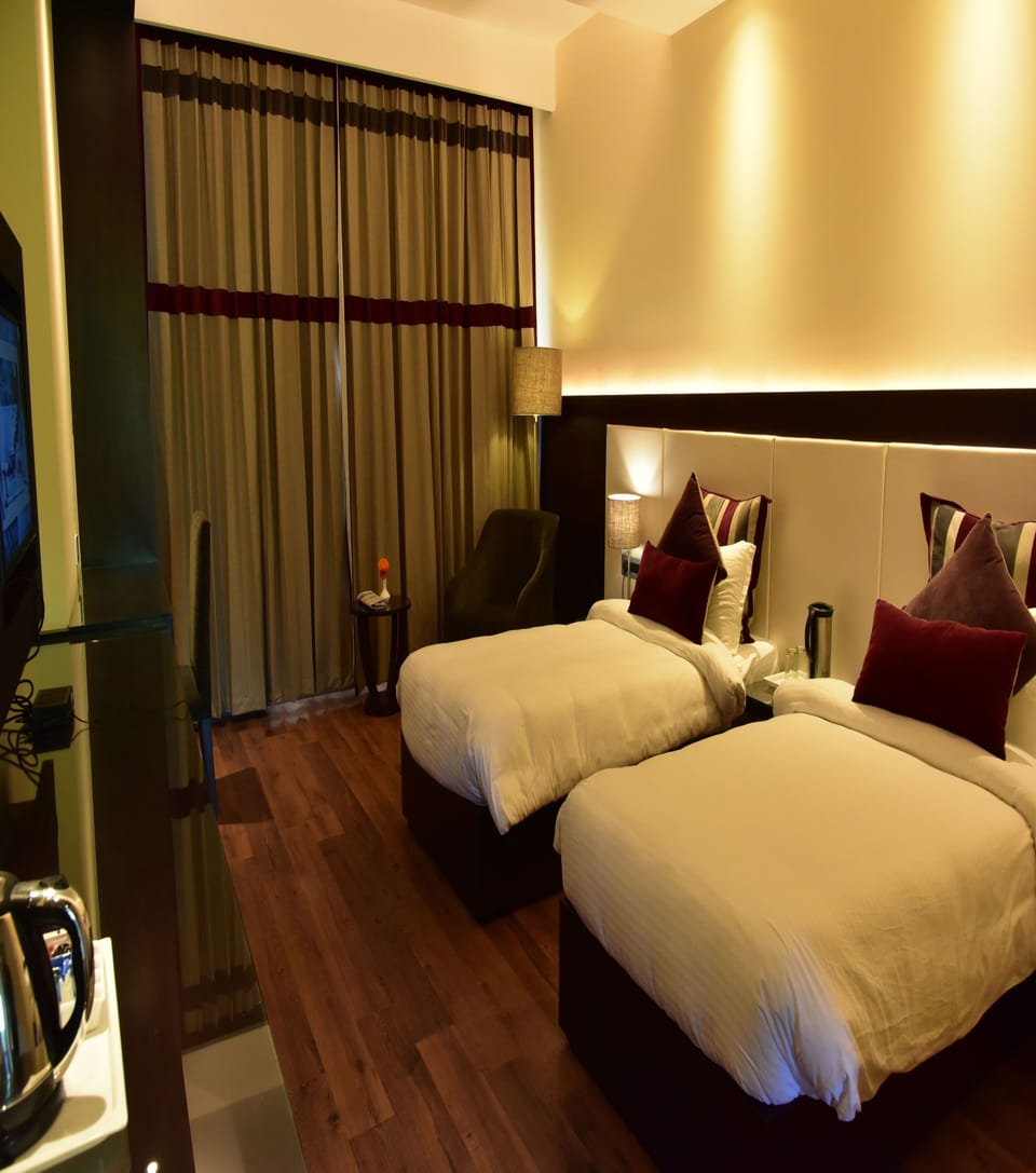 Superior Double Room | Premium bedding, minibar, in-room safe, desk