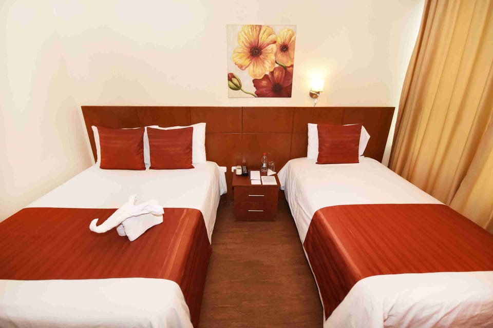 Standard Triple Room, 1 Bedroom | In-room safe, soundproofing, WiFi (free), bed sheets