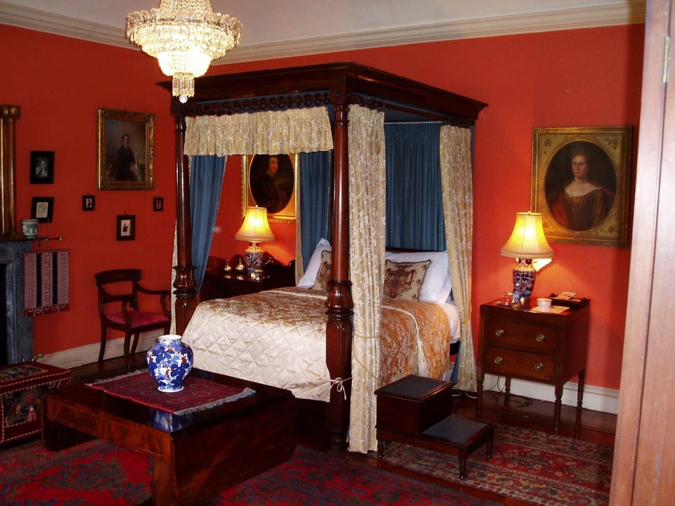Superior Double Room, Ensuite, Garden View (4-Poster Room)