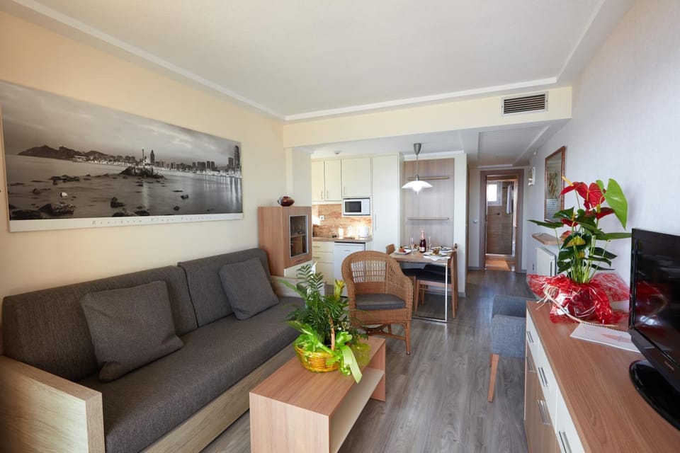 Fridge, microwave, coffee/tea maker, toaster