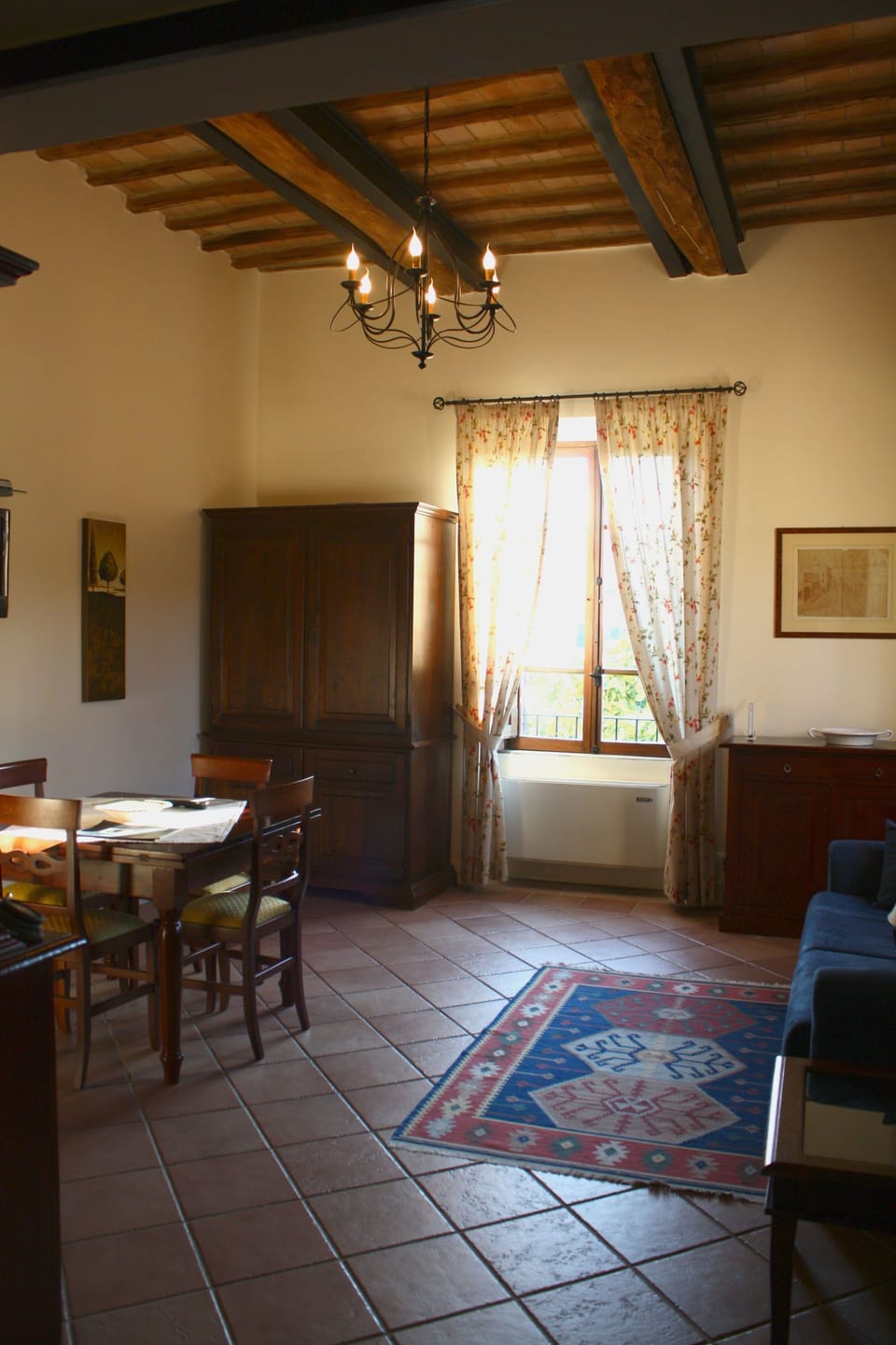 Apartment (4 people) | Living area | 24-inch LCD TV with cable channels, Smart TV, pay movies