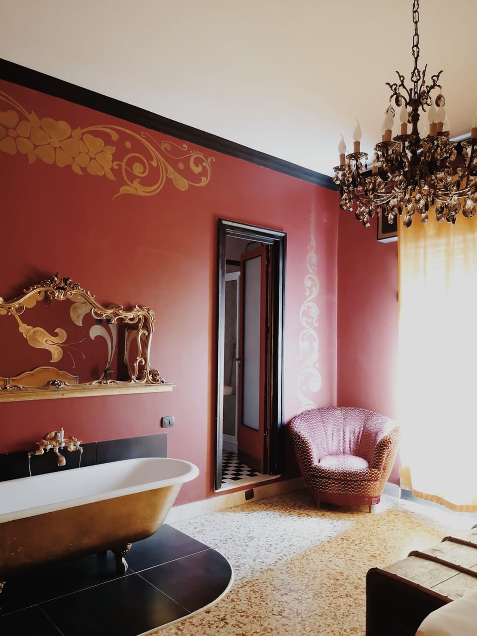 Honeymoon Room (Tango) | Pillowtop beds, free WiFi