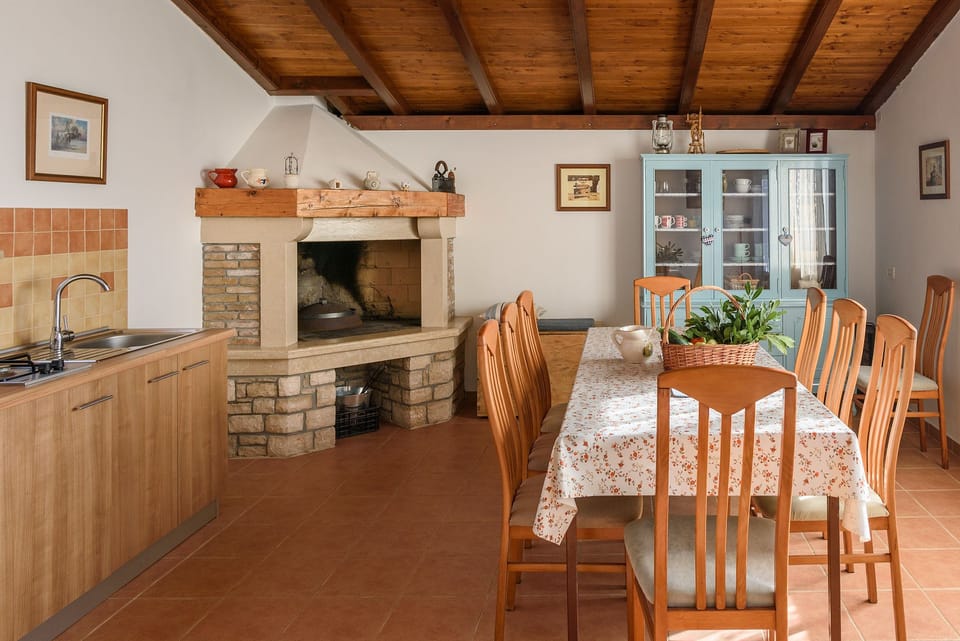 Duplex | In-room dining