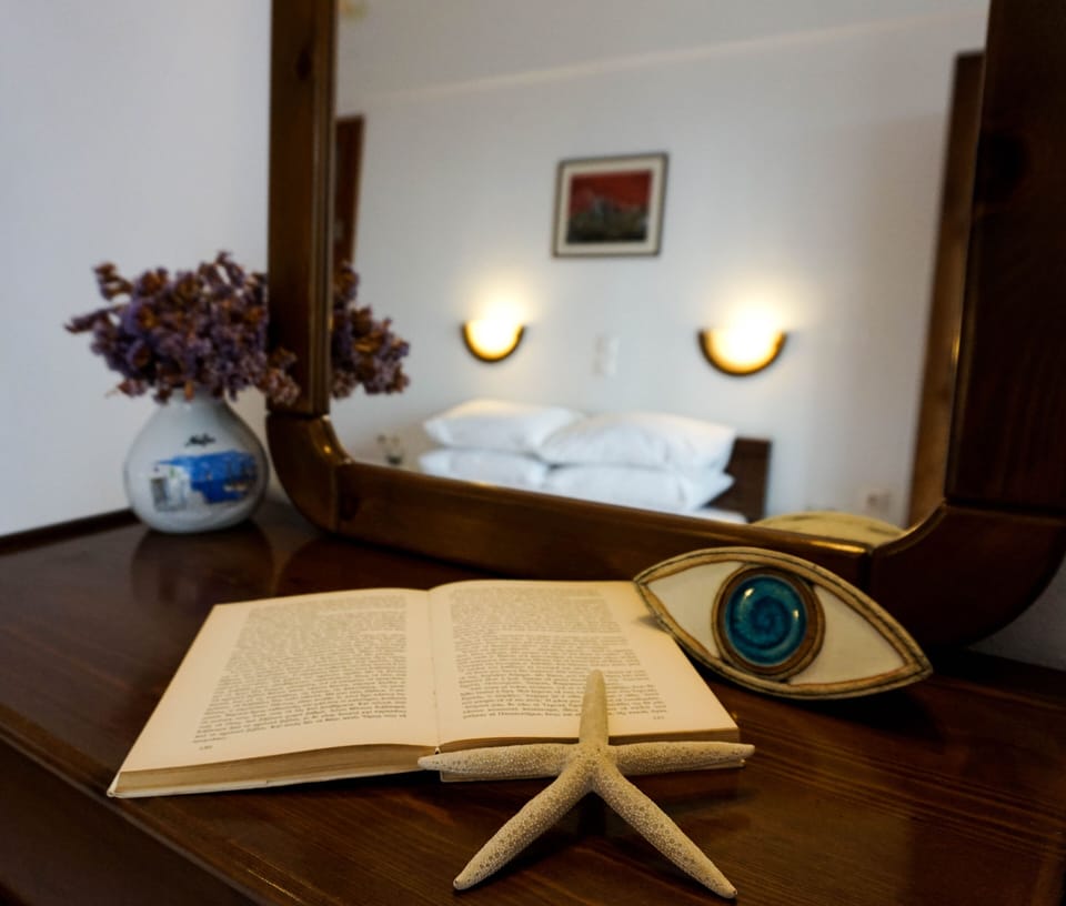 In-room safe, desk, iron/ironing board, free WiFi