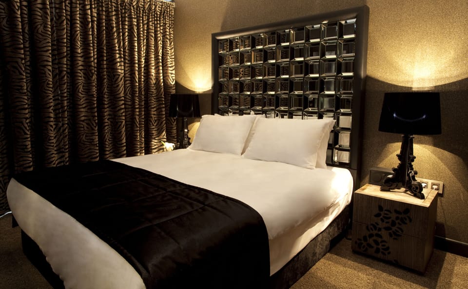 Deluxe Room | Frette Italian sheets, premium bedding, Select Comfort beds, minibar