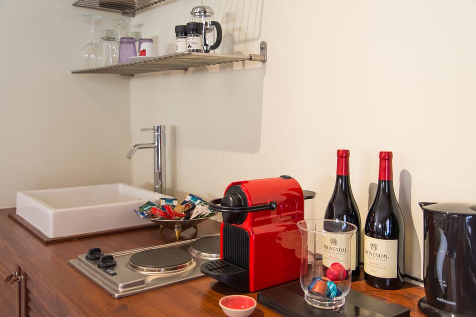 Suite, Mountain View | Private kitchenette | Full-size fridge, stovetop, espresso maker, coffee/tea maker