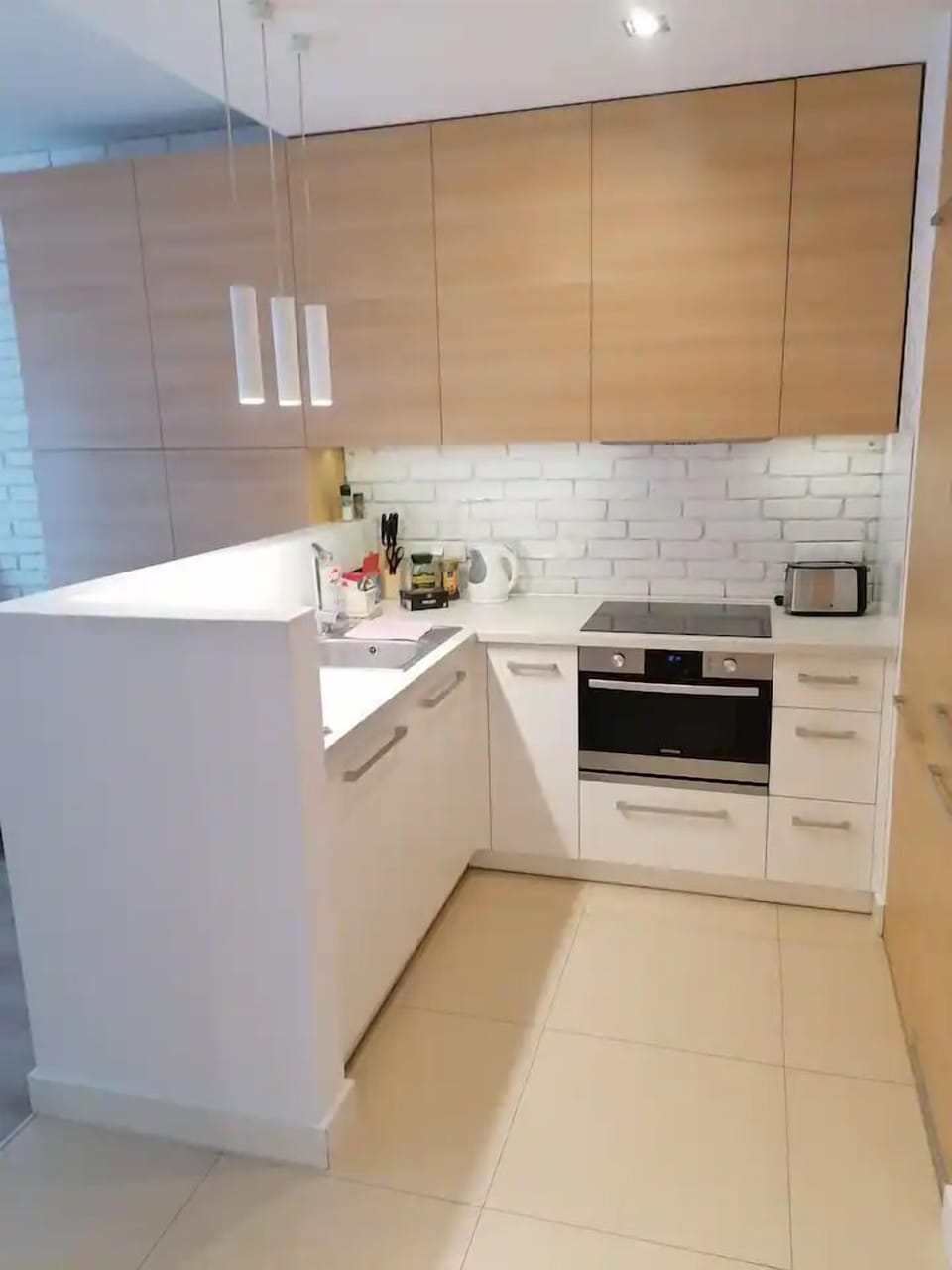 Deluxe Apartment, 1 Bedroom, Non Smoking, Tower | Private kitchen | Full-size fridge, microwave, oven, stovetop