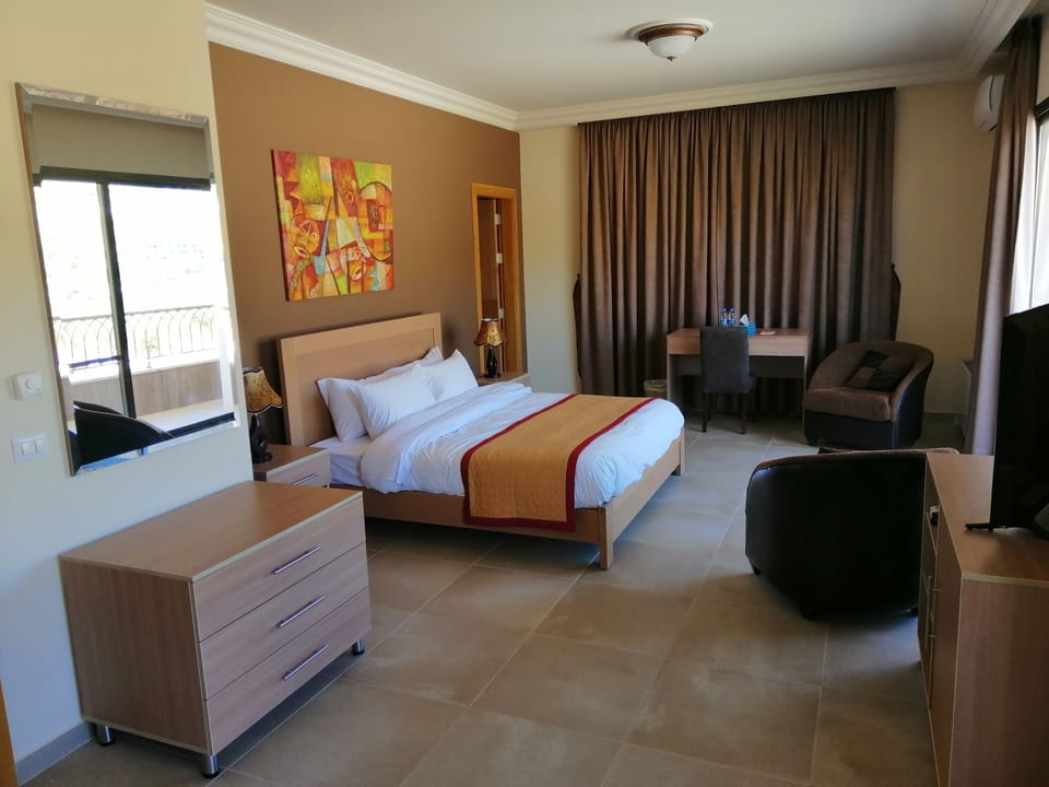 Standard Suite, 2 Bedrooms | In-room safe, blackout drapes, soundproofing, cribs (surcharge)