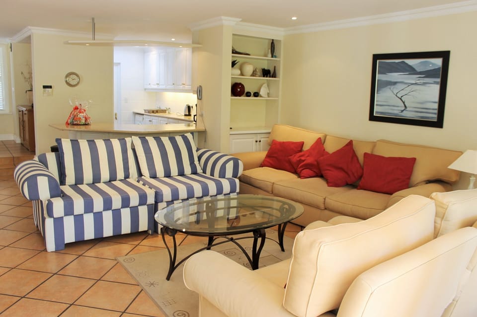 House, 3 Bedrooms, Garden View | Interior detail