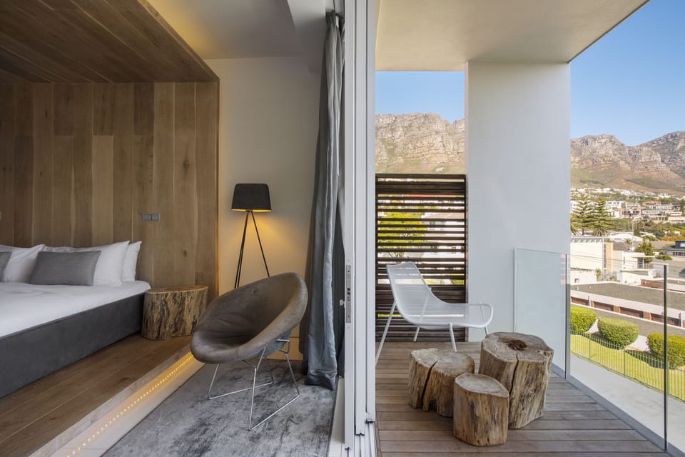 Classic Room | Balcony