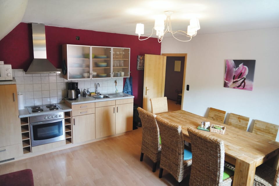 Apartment NR 3 | Private kitchen | Fridge, oven, stovetop, coffee/tea maker