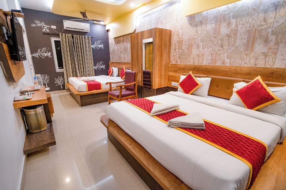 Superior Quadruple Room, 2 Queen Beds, City View | Premium bedding, memory foam beds, blackout drapes, soundproofing